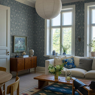 2047 Boråstapeter Midnight Under The Elder Tree Animal Unpasted Wallpaper Family Room at Say Decor