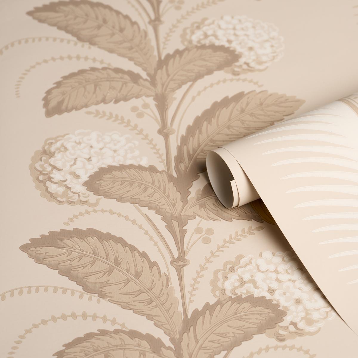 5004453 Schumacher Hydrangea Drape Floral Unpasted Wallpaper Roll from Say Decor