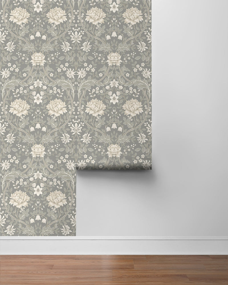 EP10008 vintage floral prepasted wallpaper roll from Seabrook Designs