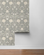 EP10008 vintage floral prepasted wallpaper roll from Seabrook Designs