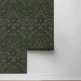 EP10104 vintage floral prepasted wallpaper roll from Seabrook Designs