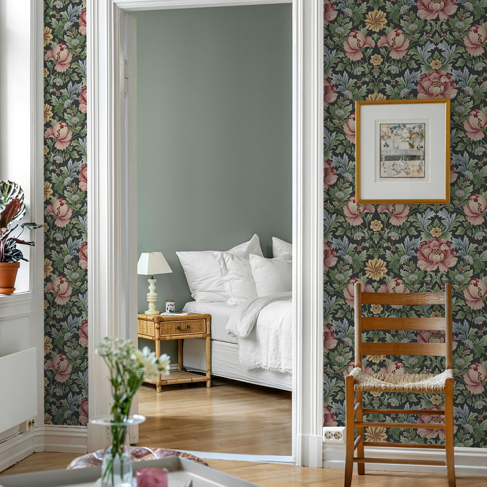 
                  
                    HG12601 vintage floral peel and stick wallpaper decor from Harry & Grace
                  
                