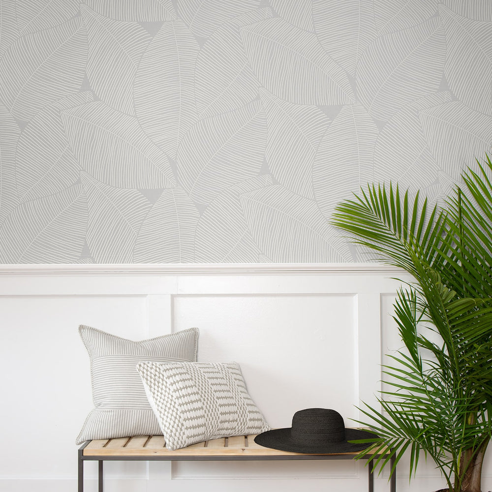 
                  
                    MB31305 leaf wallpaper from the Beach House collection by Seabrook Designs
                  
                