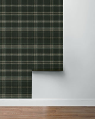 PR13404 plaid prepasted wallpaper roll from Seabrook Designs