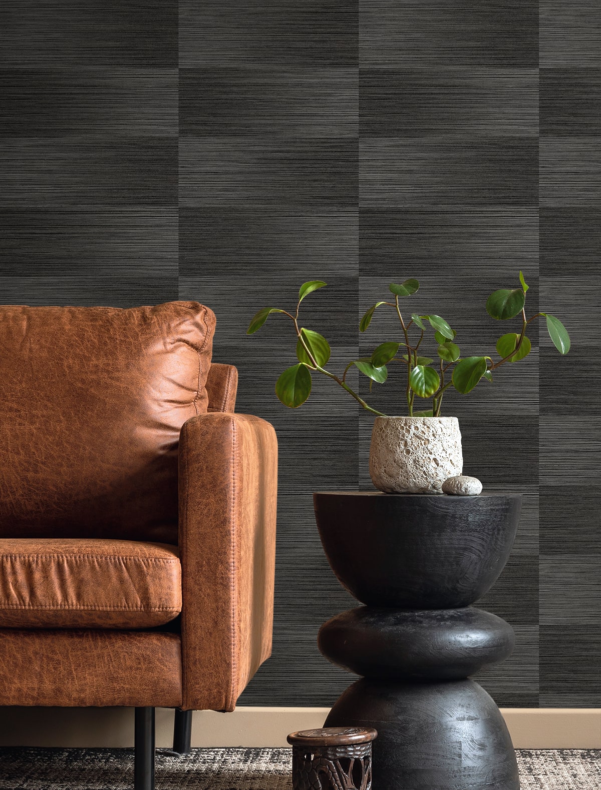 TH92000 striped faux sisal textured vinyl wallpaper living room from the Fibers and Threads collection by Seabrook Designs
