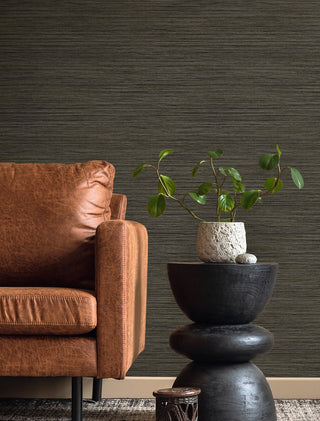 TH92116 faux grasscloth textured vinyl wallpaper living room from the Fibers and Threads collection by Seabrook Designs