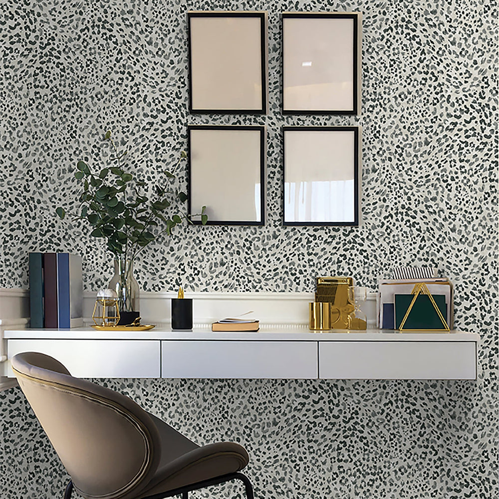 
                  
                    802892WR Sunny Spot peel and stick wallpaper decor from Tommy Bahama Home
                  
                