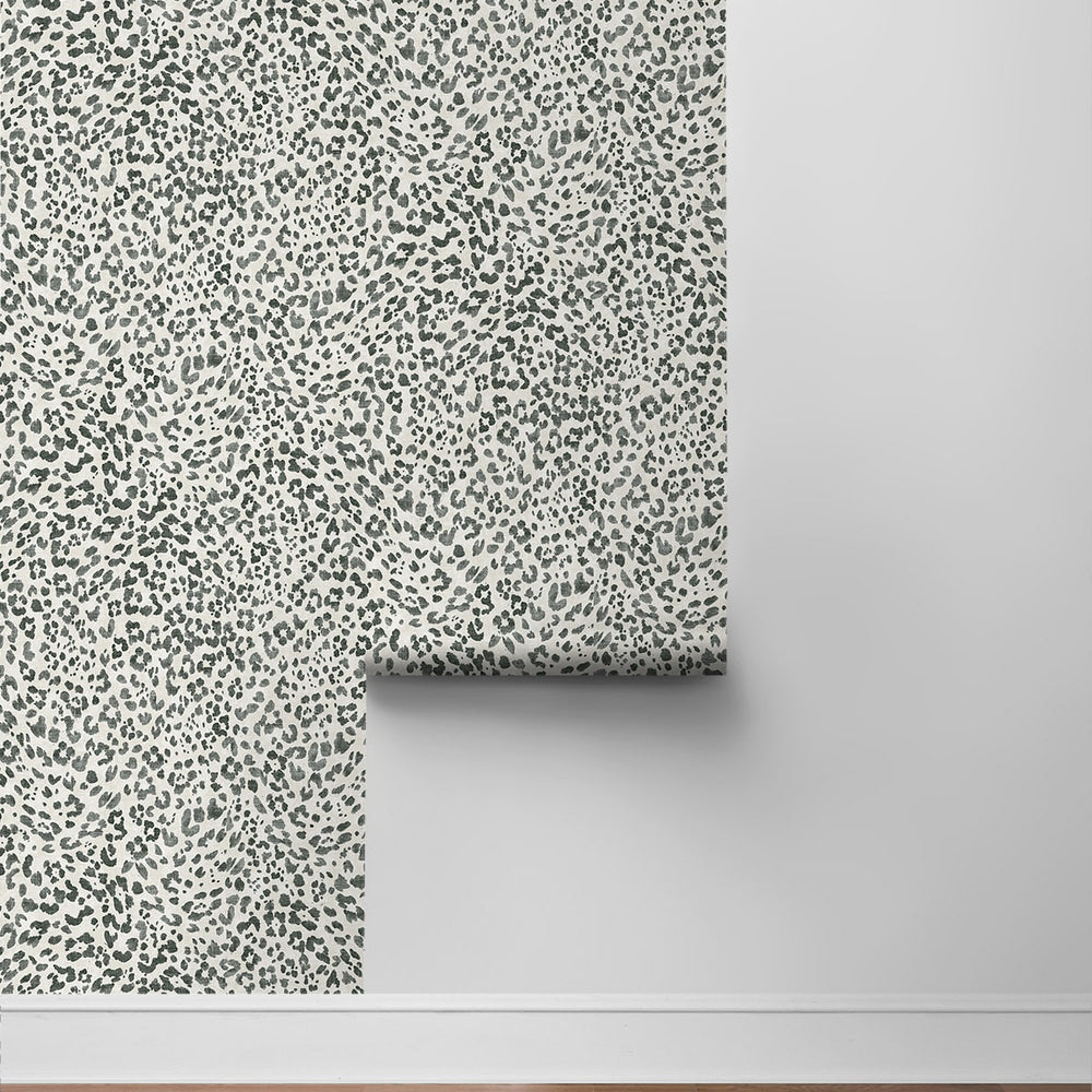 
                  
                    802892WR Sunny Spot peel and stick wallpaper roll from Tommy Bahama Home
                  
                