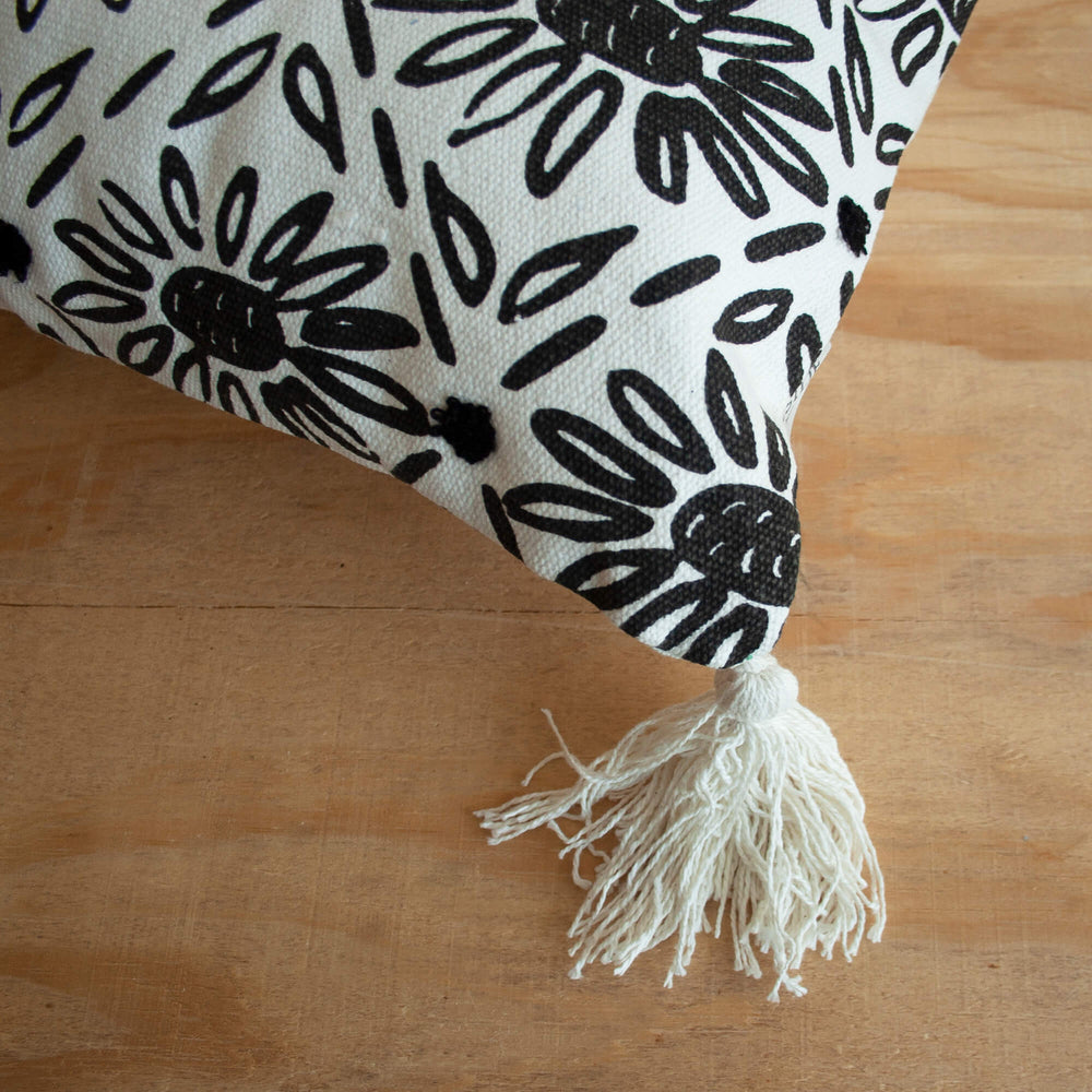 Arianna hand woven cotton throw pillow detail