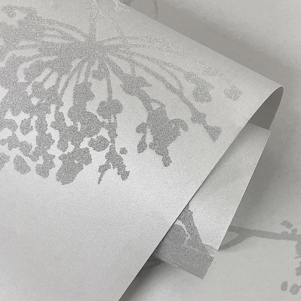 
                  
                    BD50210 botanical glass beaded wallpaper roll from Etten Studios
                  
                