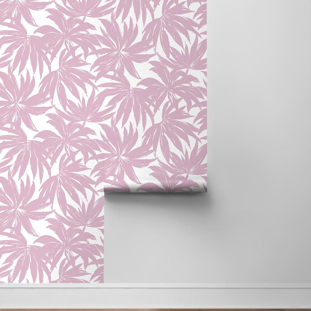 
                  
                    DBW9115 palm leaf wallpaper roll from the West Boulevard collection by Daisy Bennett Designs
                  
                