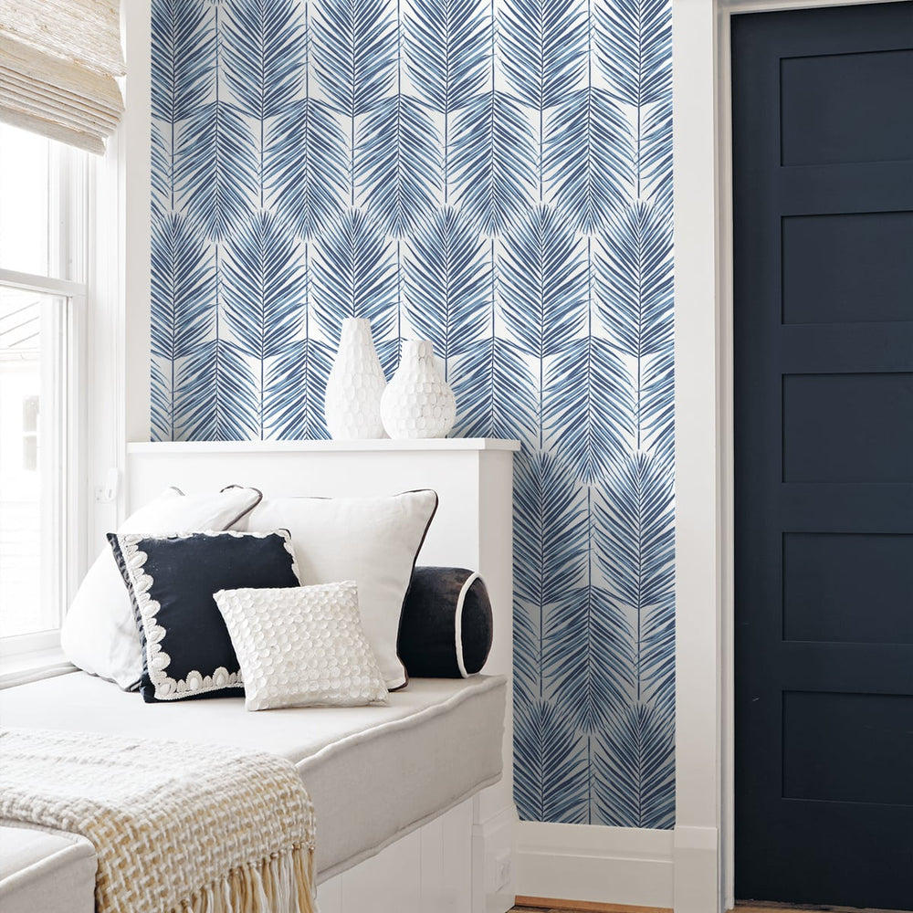
                  
                    DT20002 Paradise Palm textured high performance wallpaper bedroom from DuPont™ Tedlar®
                  
                