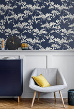 ET10502 bayberry blossom floral wallpaper decor from Seabrook Designs