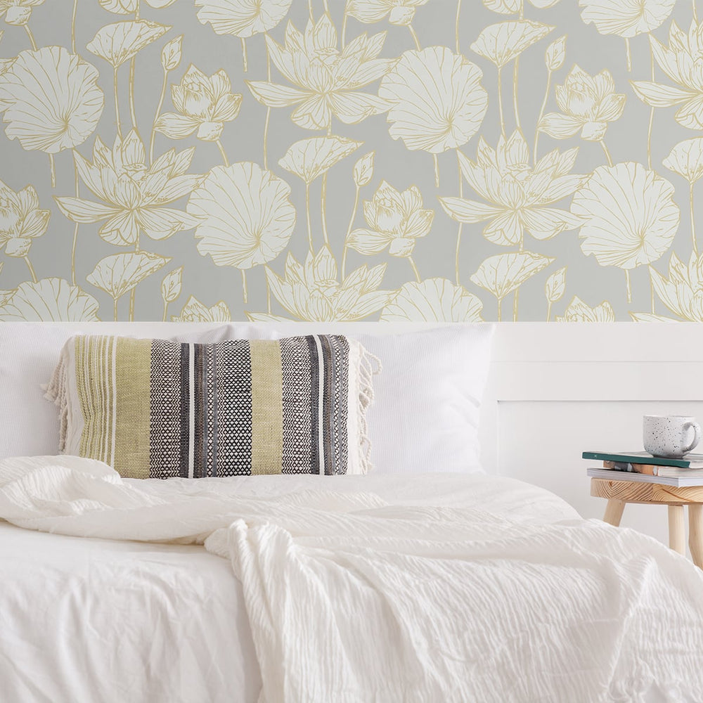 
                  
                    ET10906 water lily floral unpasted wallpaper decor from Seabrook Designs
                  
                