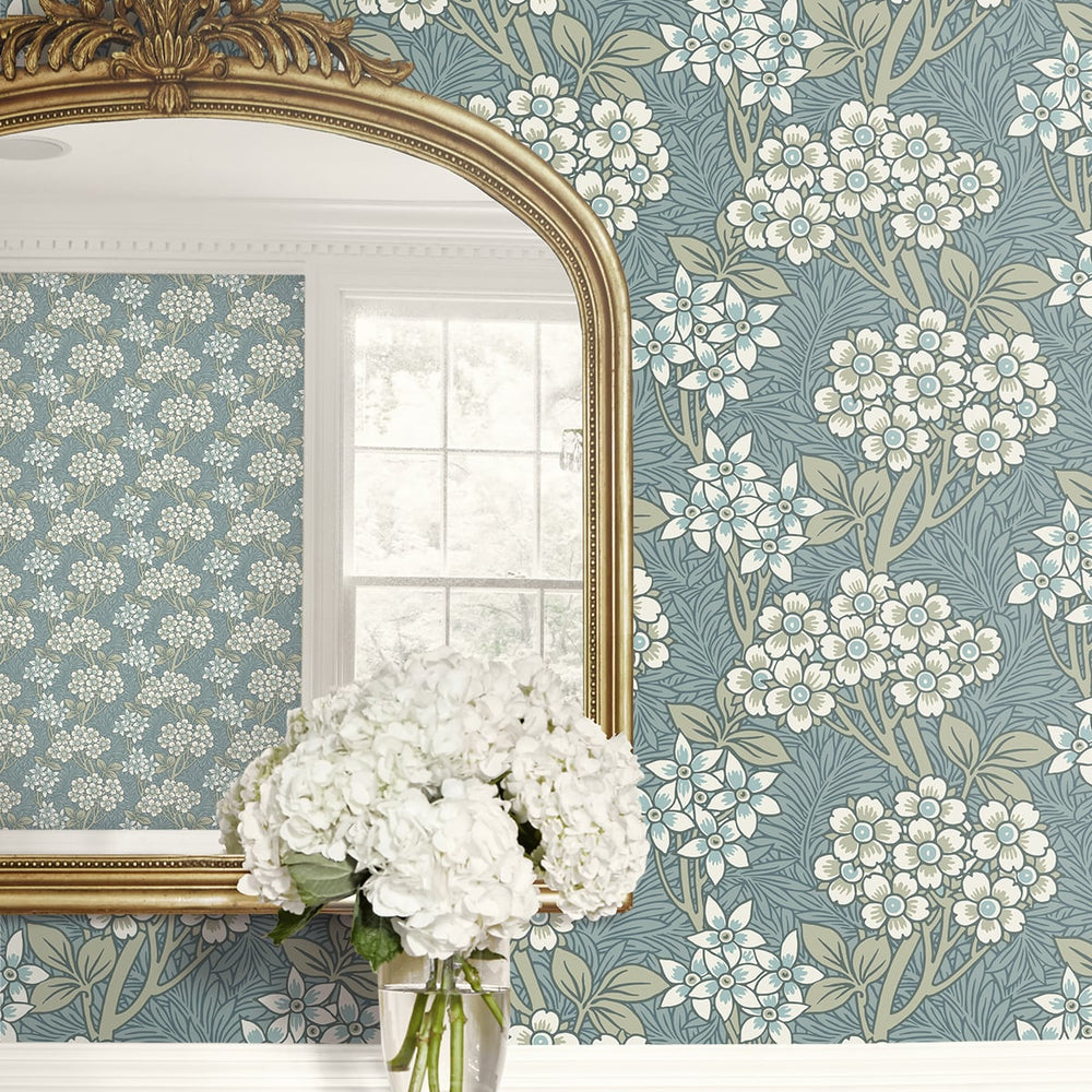 
                  
                    Floral wallpaper decor ET12004 from the Arts & Crafts collection by Etten Studios
                  
                