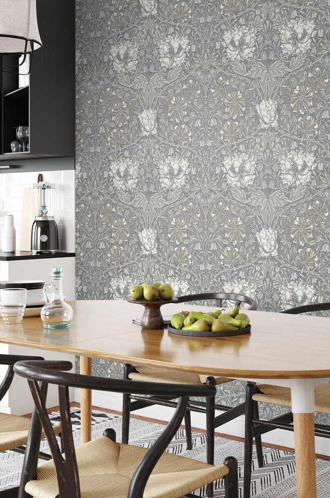 Vintage floral wallpaper dining room ET12607 from the Victorian Garden collection by Seabrook Designs