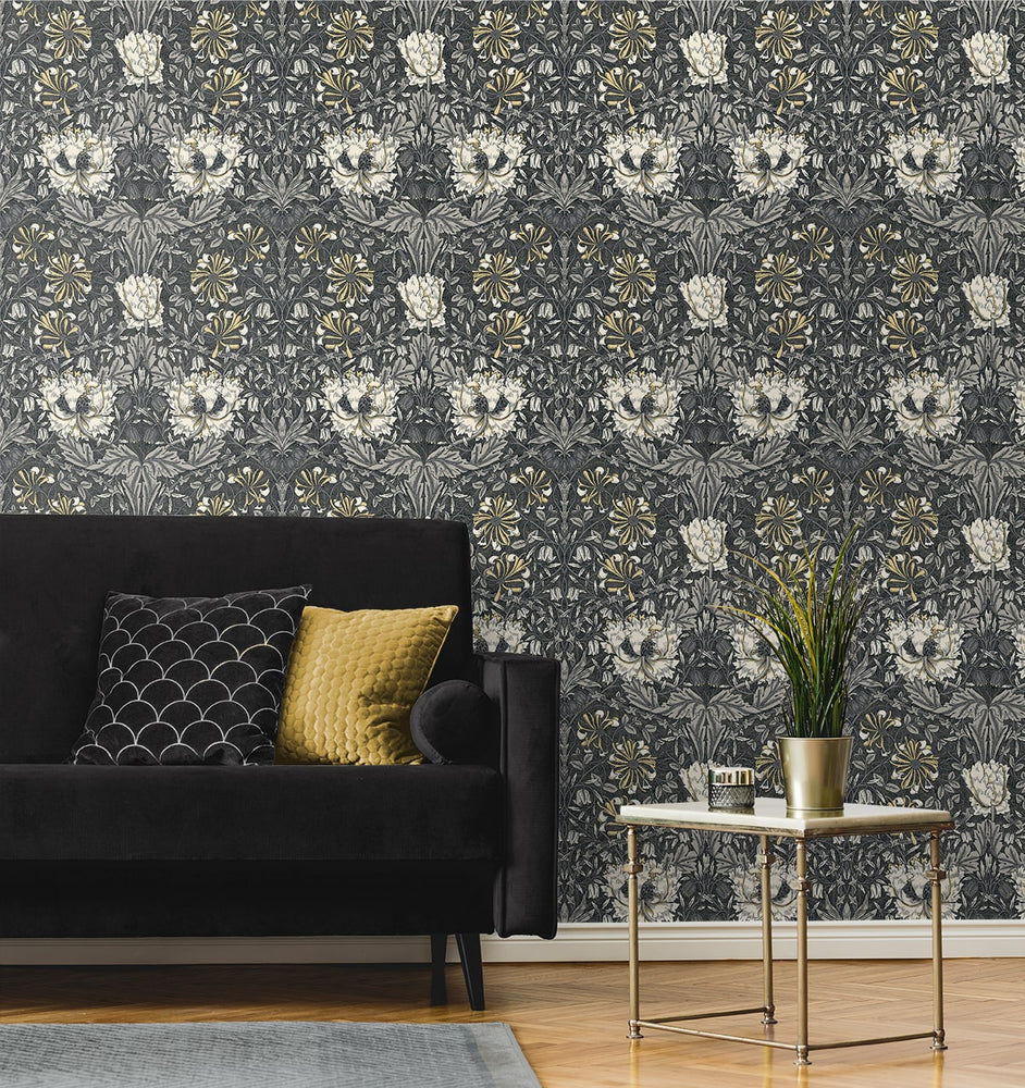 Vintage floral wallpaper living room ET12608 from the Victorian Garden collection by Seabrook Designs
