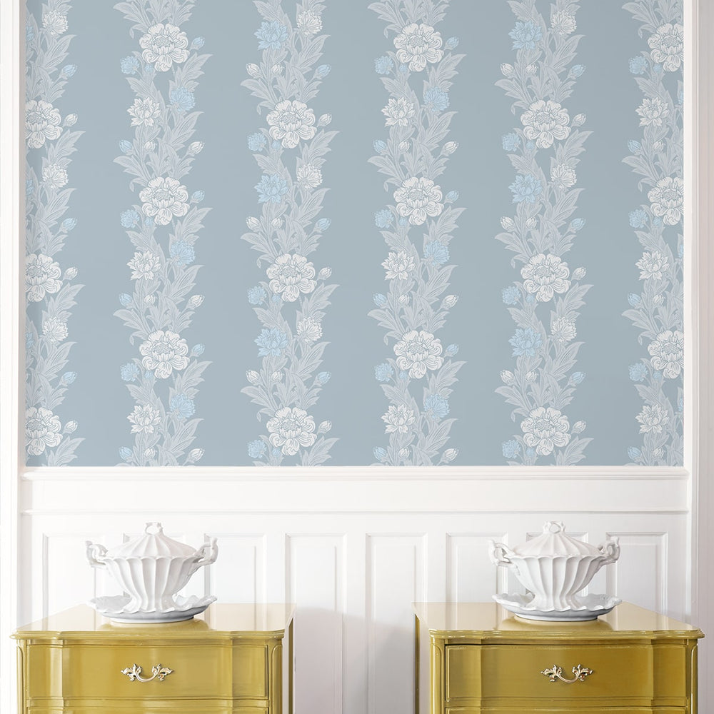 
                  
                    ET12702 floral stripe wallpaper accent from the Legacy Prints collection by Etten Studios
                  
                