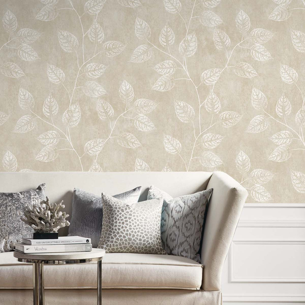 
                  
                    EW10805 leaf botanical wallpaper living room from the White Heron collection by Etten Studios
                  
                