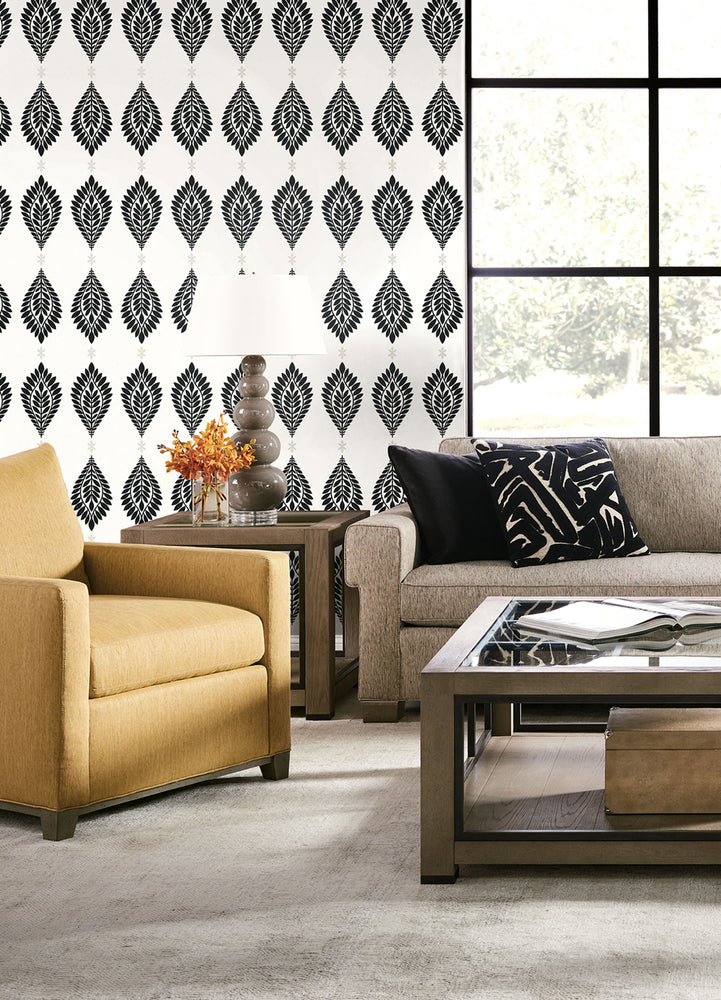 Luxe Retreat Mirasol Palm Frond Contemporary Wallpaper