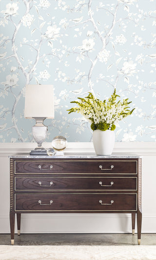 Luxe Retreat Southport Floral Trail Unpasted Wallpaper