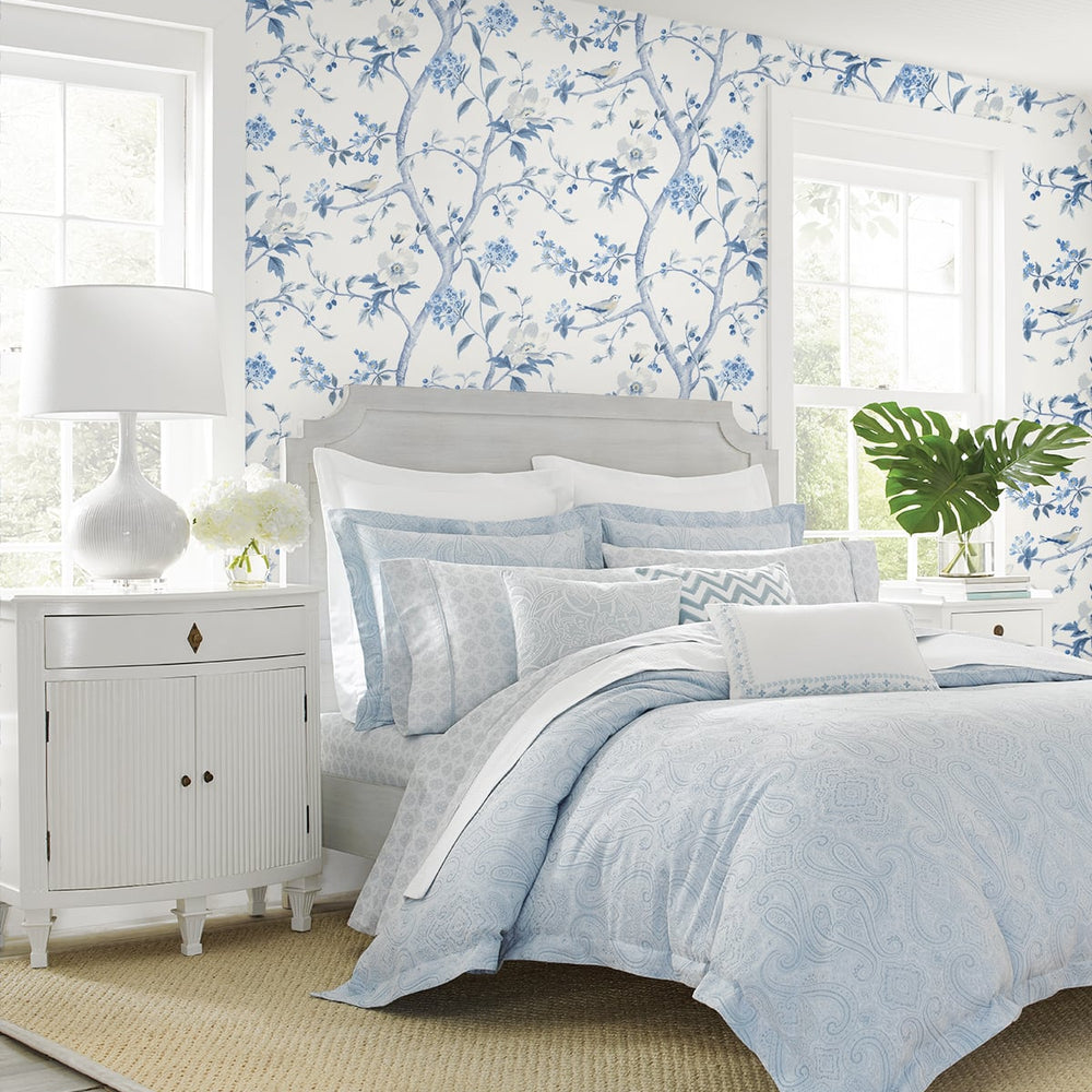 
                  
                    LN21302 floral trail chinoiserie peel and stick wallpaper bedroom from the Luxe Haven collection by Lillian August
                  
                