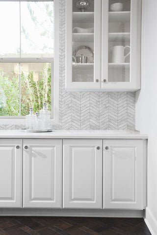 LN30408 marbled chevron faux peel and stick wallpaper kitchen from the Luxe Haven collection by Lillian August