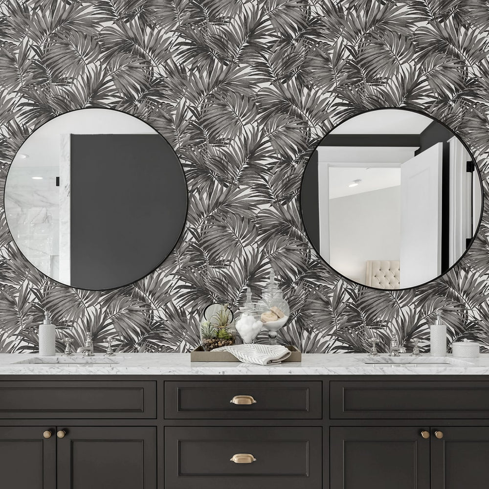 
                  
                    LN40700 tossed palm embossed vinyl wallpaper bathroom from Lillian August
                  
                