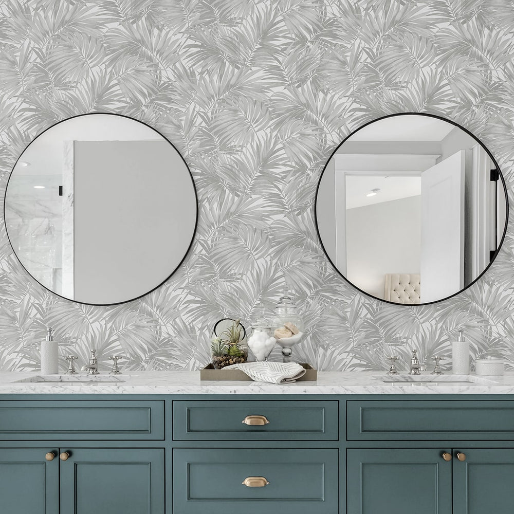 
                  
                    LN40708 tossed palm embossed vinyl wallpaper bathroom from Lillian August
                  
                