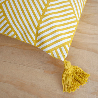 Memphis hand woven throw pillow detail from Say Decor