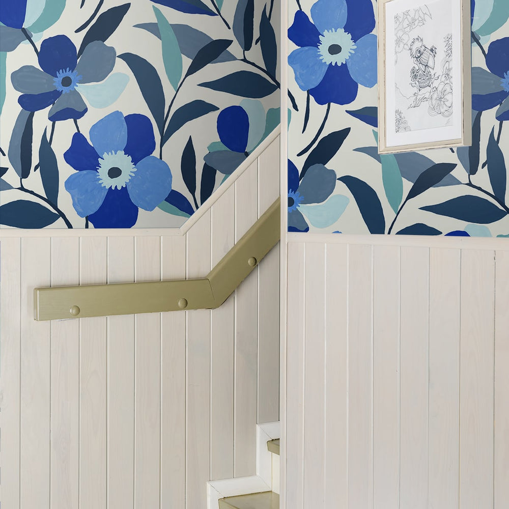 
                  
                    Floral peel and stick wallpaper entryway NW45302 from NextWall
                  
                