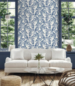 SC20002 leaf botanical wallpaper living room from the Summer House collection by Seabrook Designs
