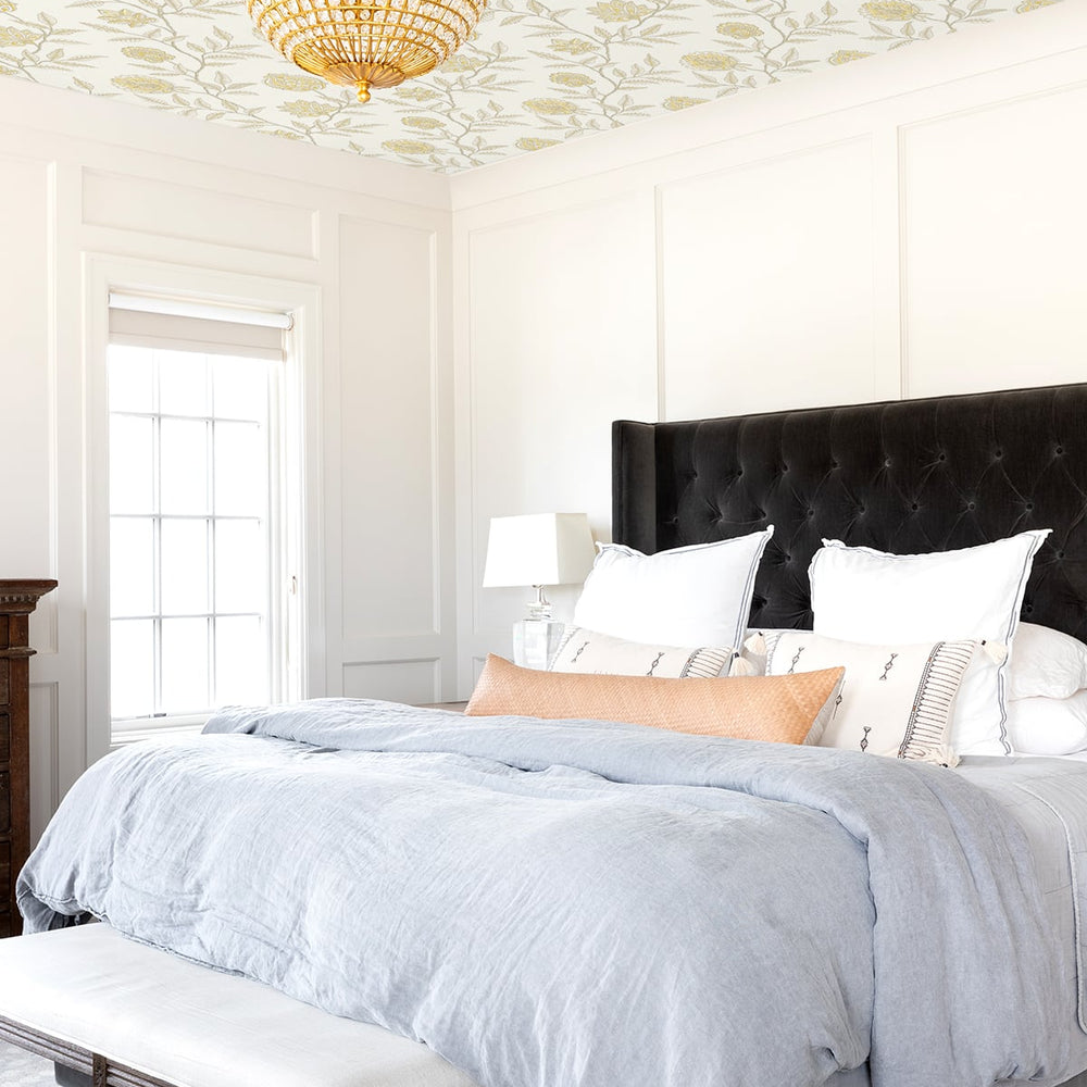 
                  
                    SG11005 Jaclyn floral peel and stick removable wallpaper bedroom from The Sojourn Collection by Stacy Garcia Home
                  
                