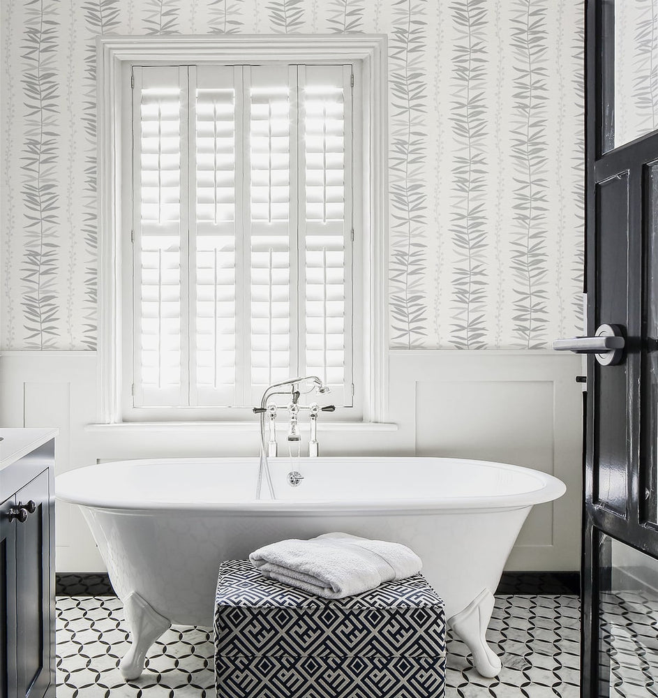 Leaf wallpaper bathroom SL80508 from The Simple Life collection by Seabrook Designs